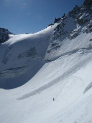Traverso sotto la seraccata del gl. du Casset