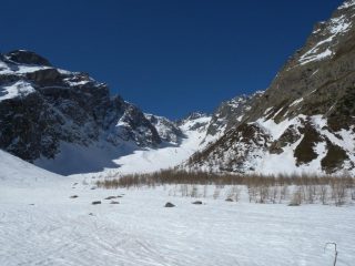Il vallone dal basso