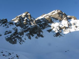 neve sulla cima