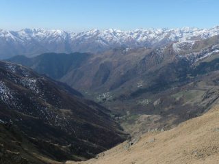 Sui prati poco sotto la cima