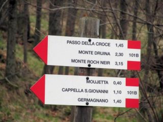 Qui le indicazioni non mancano di certo