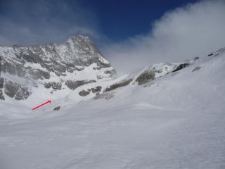 conca del Crot di Ciaussinè all'uscita del canale di Arnas, in fondo verso la Punta Adami