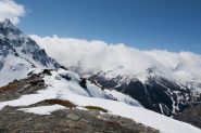 dal colle della croce: 'gunfia' sulle piste da sci di la thuile