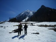 relax e allegria dopo una bella sciata. In 2o piano le condizioni di oggi