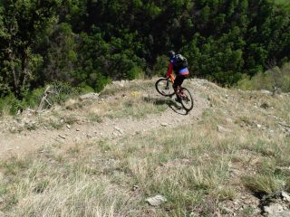 Tornanti esposti sul baratro..