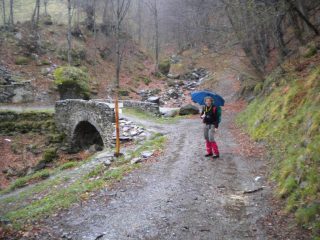 ponte subito prima della certosa di monte Benedetto