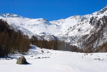 la testata del Vallone del Rio Gerardo da dove si calzano gli sci
