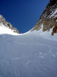 in discesa nel canale nord ovest del Tablasses