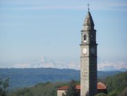 Chiaverano con il Monviso in lontananza 