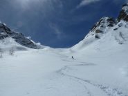Tratto intermedio con neve recente compattata dal vento 