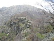 Risalendo in cresta al Pian della Poiana