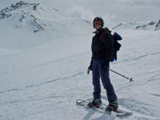 Discesa a spinta con bastoncini