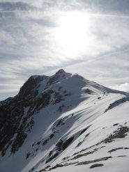 Dal passo verso la cima