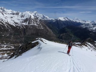 Lungo la cresta finale