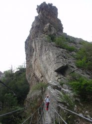 Rocca e ponte tibetano