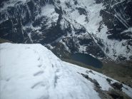 rifugio e lago dalla cima