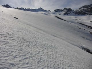 Appare la cresta del Mulinet