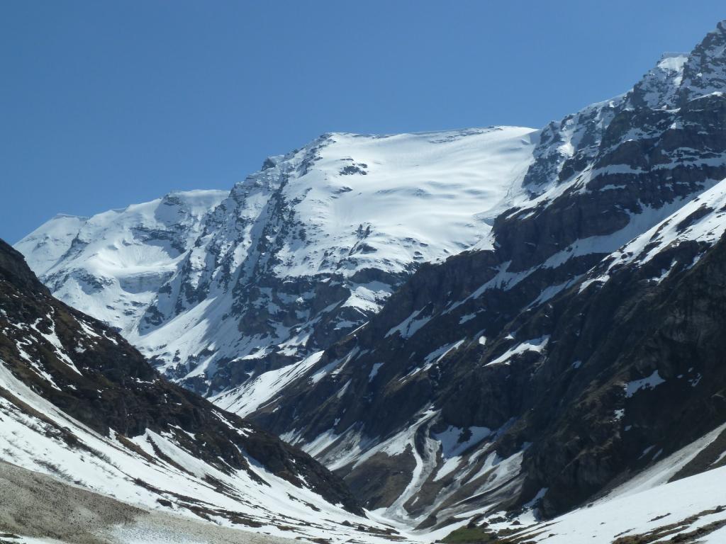 la Plattes vista dal sentiero che conduce al Bezzi 