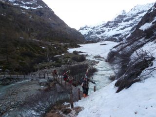 Attraversamento del ponte sul torrente Buthier
