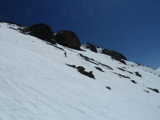 Sotto i caratteristici massi