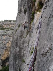 L2 7a, corto ma tignoso