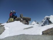 vetta con la grande rousse alle spalle