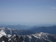 dalla cima: verso il mare....