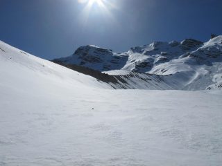 Morena che separa Gh. di Giasson da Gh. di Invergnan, sullo sfondo Grande Rousse