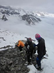 scendendo dalla cima