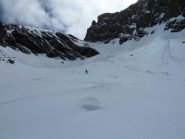 La neve fresca rallenta la sciata