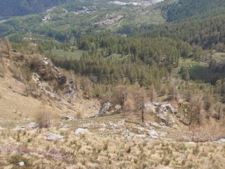 13 - dicesa verso Eclause, in alto a centro foto