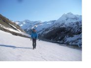 Nel vallone della Lombarde,sullo sfondo dell'Albaron di Savoia e della Bessanse