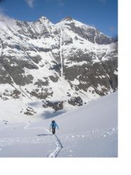 Salendo all'Ouille Favre...con dietro L' Ouille Muta  e a dx il Charbonel