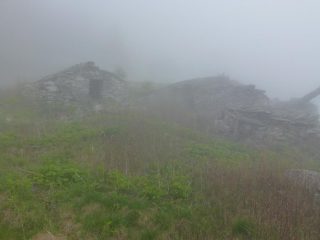 all'alpe pian di sopra nebbia fitta