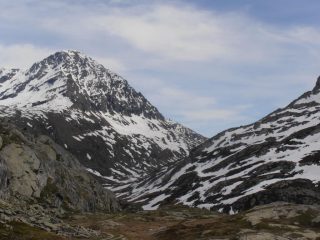02 - innevamento residuo vero il Vallon de Savine, a sx il Giusalet