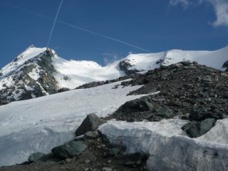 Itinerario di salita visto dal bivacco