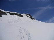 La via di salita (più a destra) e la via di discesa (a sinistra)