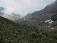 Dal colletto del Civrari, il lago omonimo.