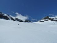 Sullo sfondo la nostra seconda meta (quota m.3358)