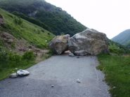 strada sbarrata sopra S.Giacomo