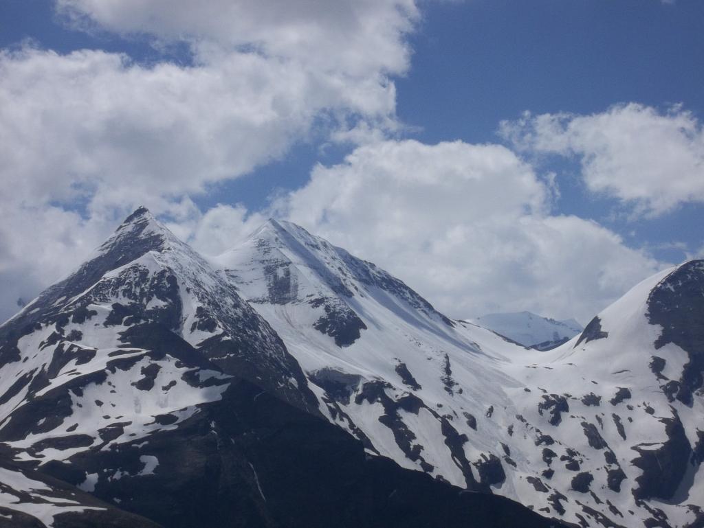 FKK con Nord leggermente di profilo