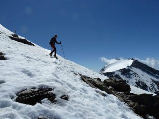 Discesa a piedi con la Croix Rousse sullo sfondo