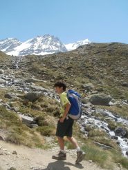 ...e l'uomo dell'alpe va avanti!