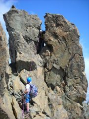 Passaggio attraverso un intaglio