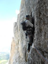 Traverso che conduce alla cengia