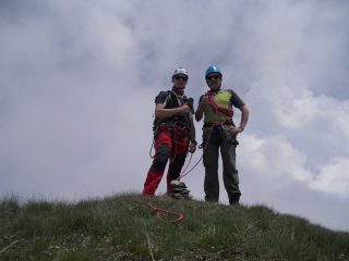 in cima