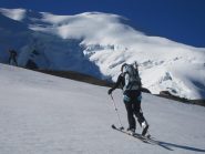 Il luminoso versante di salita