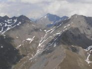 09 - dalla cima, Pelvo e Serpentiera, in mezzo sullo sfondo la Rognosa del Sestriere