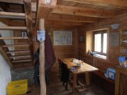 10 - sala da pranzo bivacco