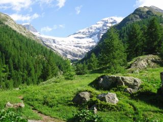 la salita ha inizio per bei prati